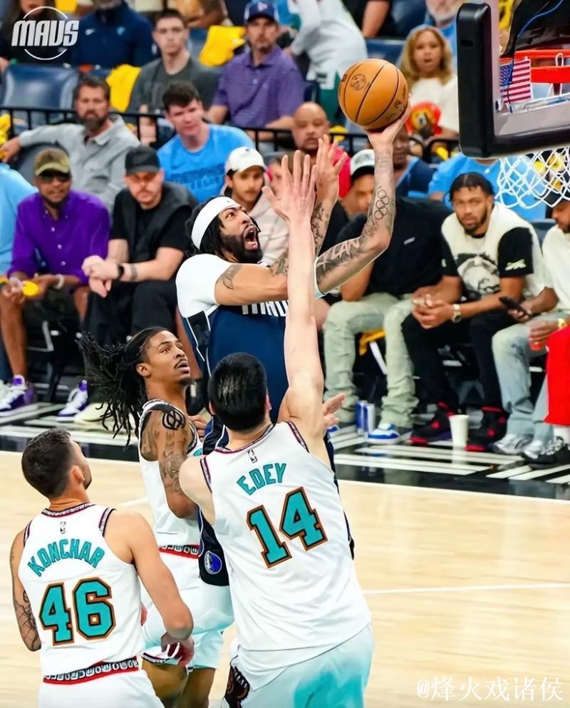 莫兰特三双助力灰熊终结雄鹿4连胜 火箭险胜独行侠