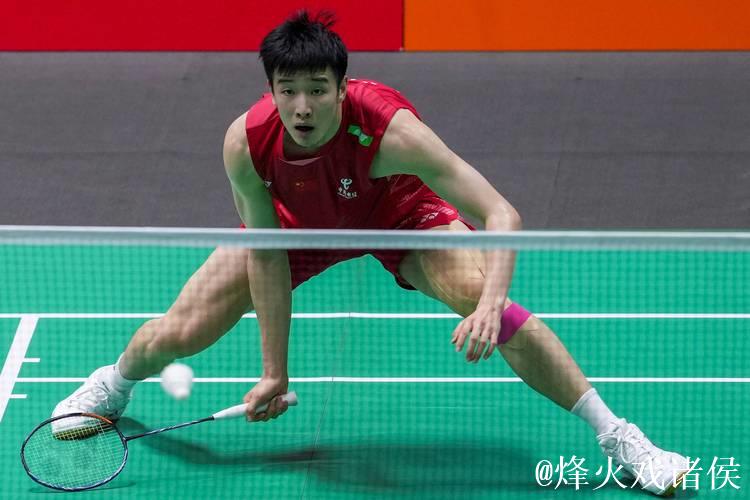 中国羽毛球大师赛:李诗沣战胜梁峻豪成功晋级 中国羽毛球大师赛:李诗沣战胜梁峻豪成功晋级